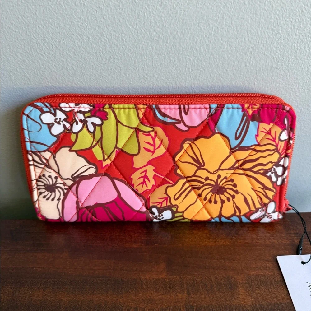 VERA BRADLEY Essential Continental Wallet Midday Garden - Picture 7 of 8